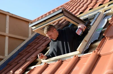 Pose de fenêtres de toit Velux à Arceau